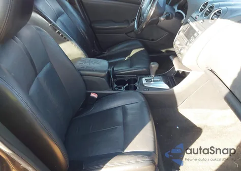 2010 Nissan Altima 2.5 S z USA, uszkodzony, nr VIN 1N4AL2AP5AN542353